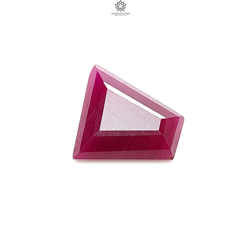 Ruby Gemstone Step Cut : 8.40cts Natural Untreated Unheated Red Ruby Trapezium Shape 15*4mm 1pc