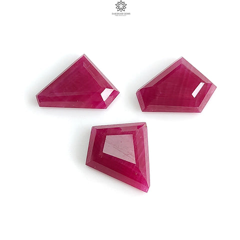 Ruby Gemstone Step Cut : 25.00cts Natural Untreated Unheated Red Ruby Trapezium Shape 15*12mm 3pc