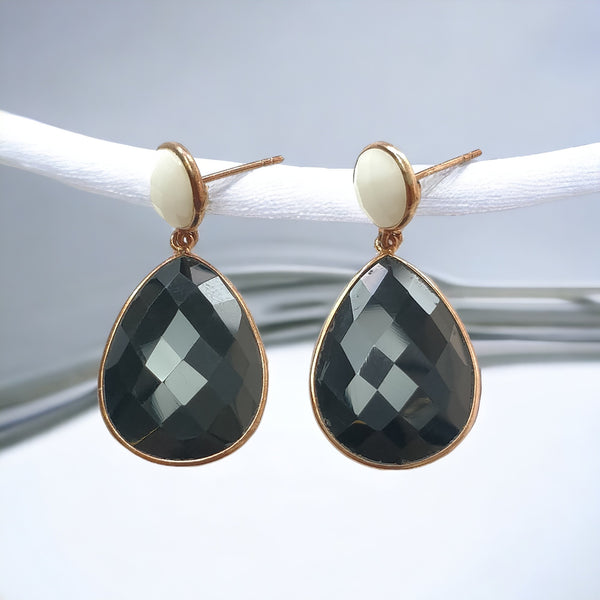 Black & White ONYX Gemstone With 925 Sterling Silver Earring: 7.44gms Natural Pear Round Shape Gold Plated Bezel Set Push Back Earring 1.60"