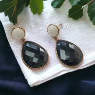 Black & White ONYX Gemstone With 925 Sterling Silver Earring: 7.44gms Natural Pear Round Shape Gold Plated Bezel Set Push Back Earring 1.60