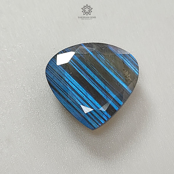 Labradorite Gemstone