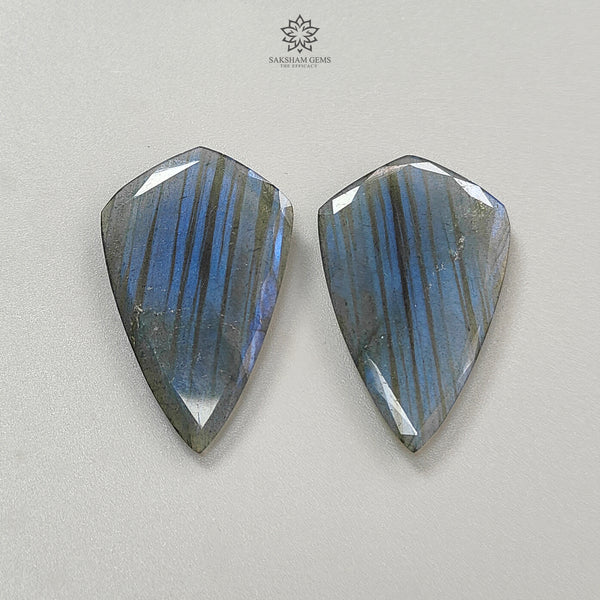 Labradorite Gemstone