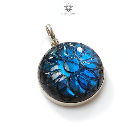 Blue Labradorite Silver Pendant: 16.37gms Natural Untreated Labradorite Round Carving 925 Sterling Silver Bezel Set Pendant 1.50