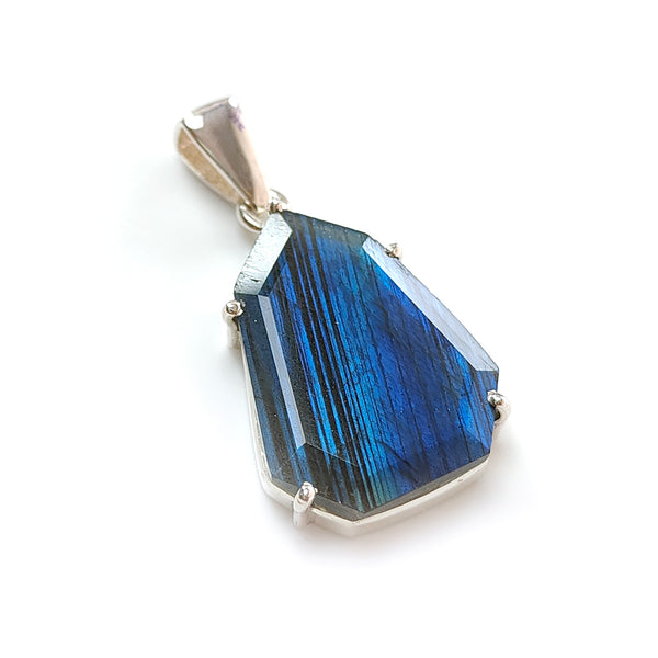 Blue Labradorite Faceted Silver Pendant: 6.61gms Natural Untreated Labradorite Fancy Shape 925 Sterling Silver Bezel Set Pendant 1.50"