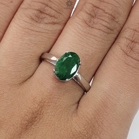 Emerald Faceted Silver Ring: 2.57gms Natural Untreated Emerald Oval Faceted Cut 925 Sterling Silver Prong Set Ring 7.5 US