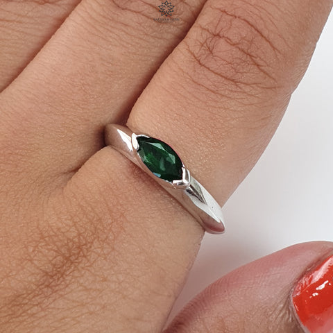 Emerald Faceted Silver Ring: 2.75gms Natural Untreated Emerald Marquise Faceted Cut 925 Sterling Silver Bezel Set Ring 7.25 US