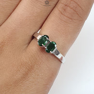 Emerald Faceted Silver Ring: 2.78gms Natural Untreated Emerald Oval Faceted Cut 925 Sterling Silver Prong Set Ring 8.25 US