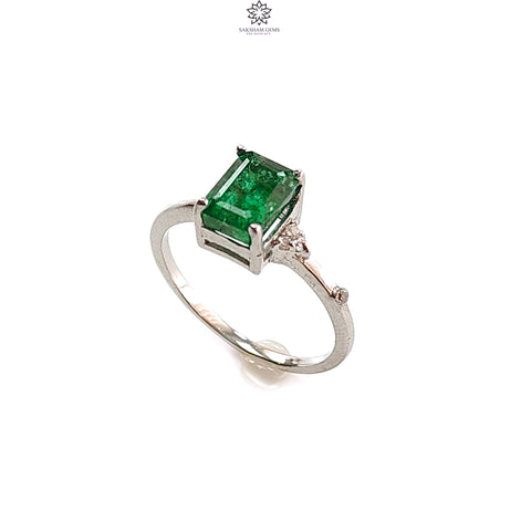 Emerald Faceted Silver Ring: 1.67gms Natural Untreated Emerald Octagon Faceted Cut 925 Sterling Silver Prong Set Ring 6 US