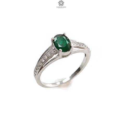 Emerald Faceted Silver Cz Ring: 1.84gms Natural Untreated Emerald Oval Faceted Cut 925 Sterling Silver Prong Set Ring 7 US