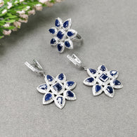 925 स्टर्लिंग सिल्वर आभूषण: प्राकृतिक नीला नीलम रत्न और सीजेड फूल डिजाइनर अंगूठी बालियां आभूषण सेट शादी दुल्हन के लिए