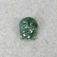 पन्ना रत्न नक्काशी: 13.90cts प्राकृतिक अनुपचारित हरे पन्ना हाथ नक्काशीदार बुद्ध चेहरा मूर्तिकला मूर्ति 16*13mm
