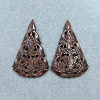 GOLDEN BROWN Chocolate SAPPHIRE Gemstone Carving : 57.00cts Natural Untreated Sapphire Hand Carved Triangle Shape 37*23.5mm Pair For Jewelry