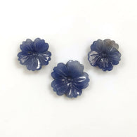 9.00cts प्राकृतिक अनुपचारित नीला नीलम रत्न हाथ नक्काशीदार गोल फूल 12 मिमी - 14 मिमी 3 पीस आभूषण के लिए